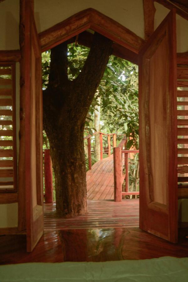 Tukulolo Treehouses Makaunga Exterior photo