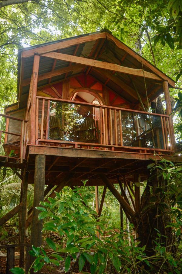 Tukulolo Treehouses Makaunga Exterior photo